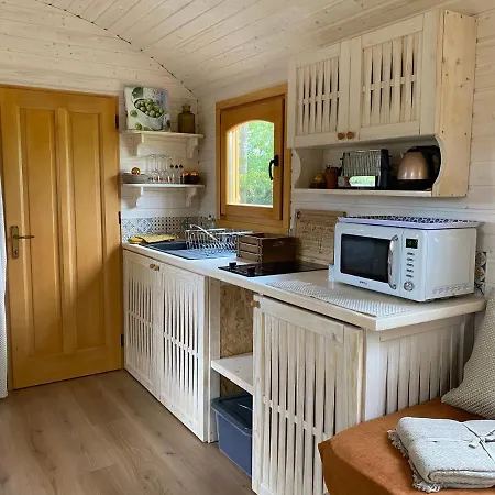 Les Roulottes De L Herm Piscine Jacuzzi Perigord *