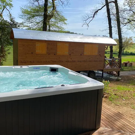 Farma Les Roulottes De L Herm Piscine Jacuzzi Perigord *