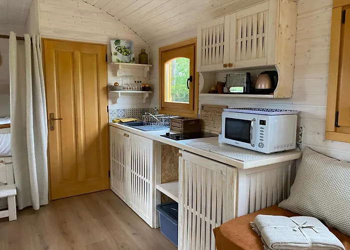 Les Roulottes De L Herm Piscine Jacuzzi Perigord *